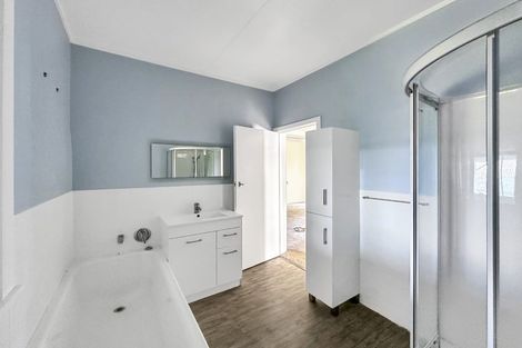 Photo of property in 18 Karaka Street, Castlecliff, Whanganui, 4501