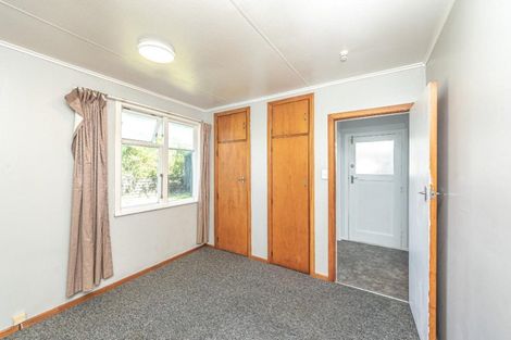 Photo of property in 1 Kupe Place, Castlecliff, Whanganui, 4501