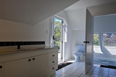 Photo of property in 18 Glenburn Place, Avonhead, Christchurch, 8042