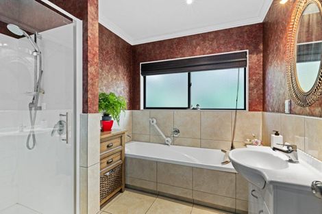 Photo of property in 287 Church Road, Greenmeadows, Napier, 4112