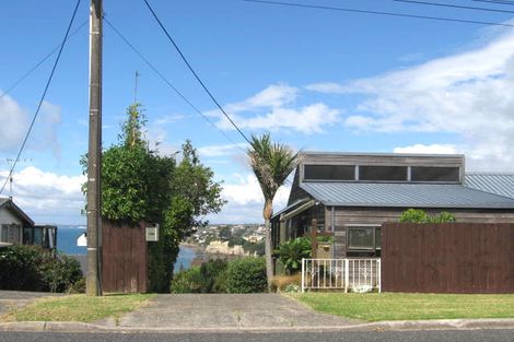 Photo of property in 2/17 Ridge Road, Waiake, Auckland, 0630