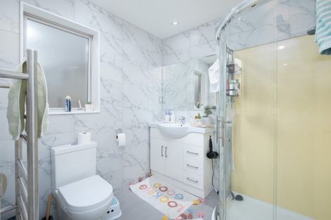 Photo of property in 140 Keri Vista Rise, Papakura, 2110