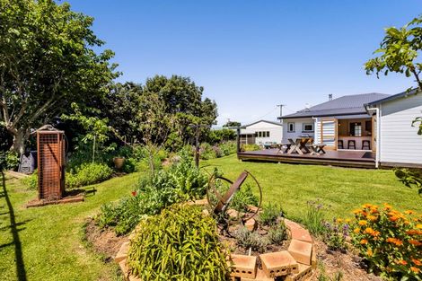 Photo of property in 53 Fox Street, Opunake, 4616