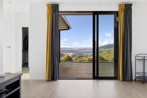 Photo of property in 5 Grandview Lane, Acacia Bay, 3385