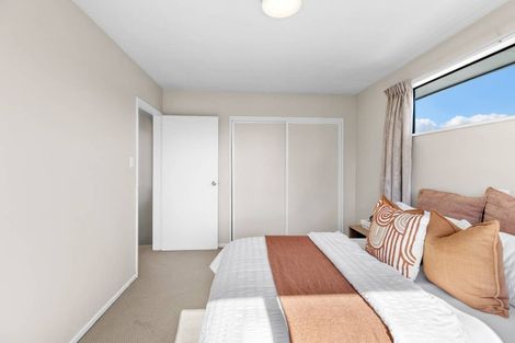Photo of property in 8a Freyberg Avenue, Riccarton, Christchurch, 8011