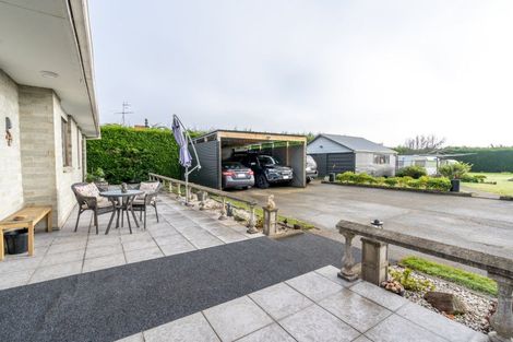 Photo of property in 240 Dunns Road, Otatara, Invercargill, 9879