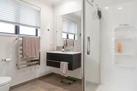 Photo of property in 27 Hebe Crescent, Papamoa Beach, Papamoa, 3118