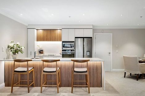 Photo of property in 4/30 Ambassador Glade, Orewa, 0931