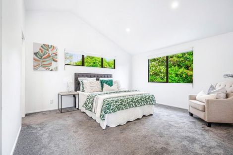 Photo of property in 2/1 Hatherlow Street, Glenfield, Auckland, 0629