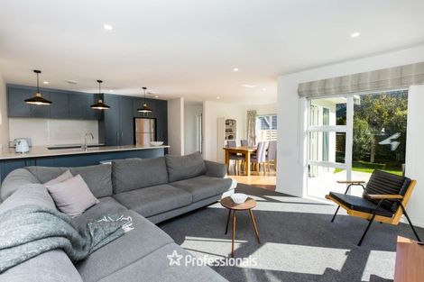 Photo of property in 49a Kiln Street, Silverstream, Upper Hutt, 5019