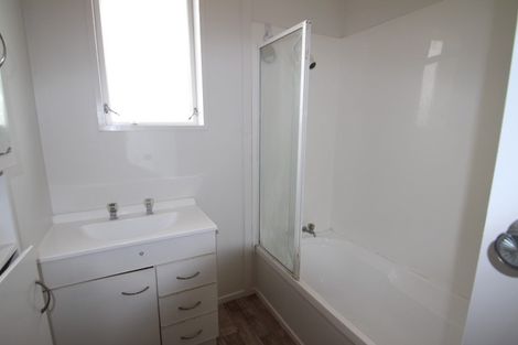 Photo of property in 26 Pooks Road, Ranui, Auckland, 0612