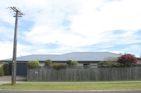 Photo of property in 12 Heathcote Street, Taupo, 3330