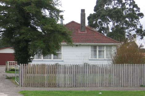 Photo of property in 16 Kummer Crescent, Masterton, 5810