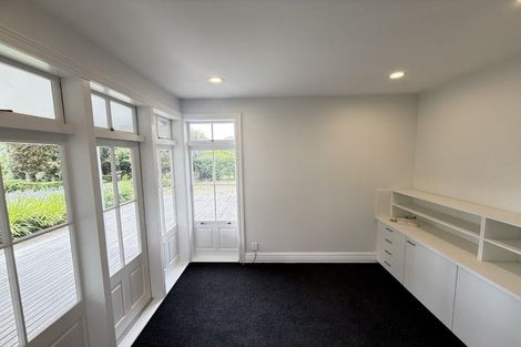 Photo of property in 14 Amreins Road, Waitakere, Henderson, 0782