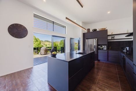 Photo of property in 4 Cemetery Road, Waipawa, 4273