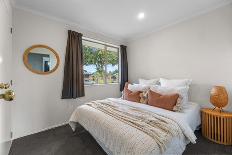 Photo of property in 6 Antrim Place, Nawton, Hamilton, 3200