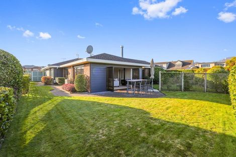 Photo of property in 77 Harvey Street, Waipahihi, Taupo, 3330