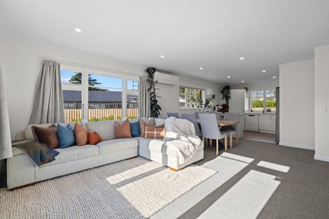 Photo of property in 37 Balrudry Street, Avonhead, Christchurch, 8042