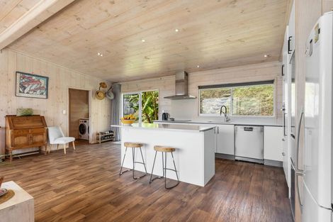 Photo of property in 10 Te Awhe Road, Maketu, 3189
