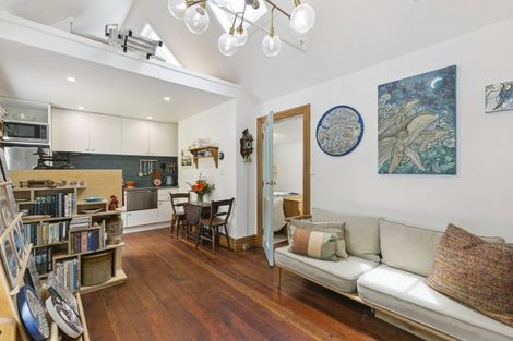 Photo of property in 251 Tinakori Road, Thorndon, Wellington, 6011