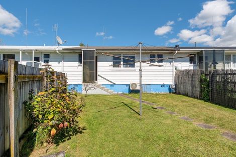 Photo of property in 2/71 Emmett Street, Greerton, Tauranga, 3112