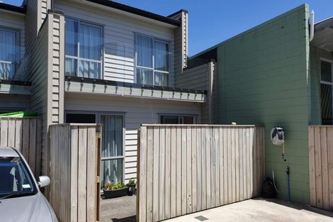 Photo of property in 19u4 Collins Avenue, Tawa, Wellington, 5028