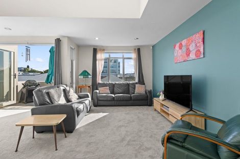Photo of property in 4/29 Third Avenue, Tauranga, 3110