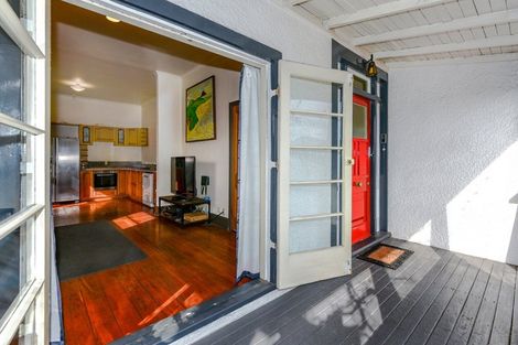 Photo of property in 96 Somerfield Street, Somerfield, Christchurch, 8024