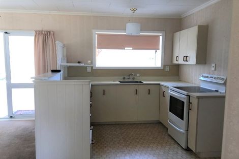 Photo of property in 13 Kent Street, Levin, 5510