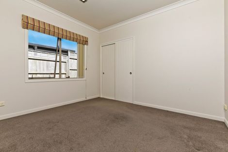 Photo of property in 58 Grand Drive, Orewa, 0931