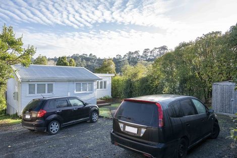 Photo of property in 637 Swanson Road, Swanson, Auckland, 0612