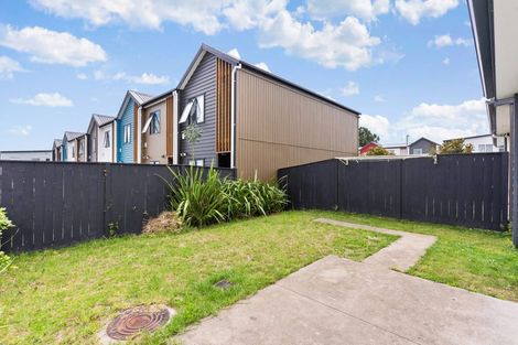 Photo of property in 8 Recovery Road, Papakura, 2110