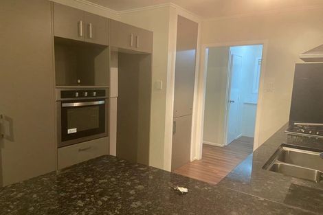 Photo of property in 11 Strid Road, Te Atatu South, Auckland, 0610