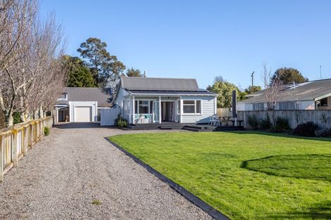 Photo of property in 18a Humphries Street, Greytown, 5712