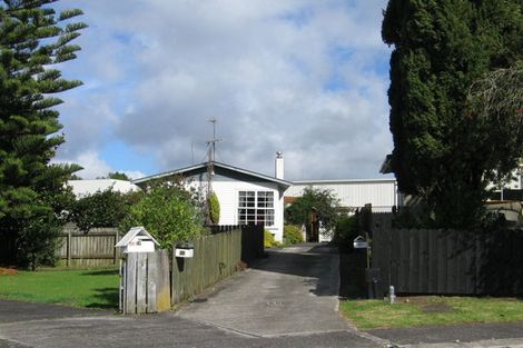 Photo of property in 20 Justin Place, Te Atatu Peninsula, Auckland, 0610