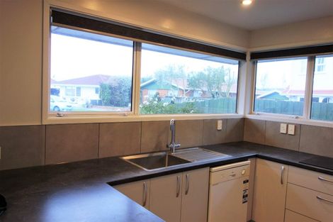 Photo of property in 24 Apollo Place, Papanui, Christchurch, 8052