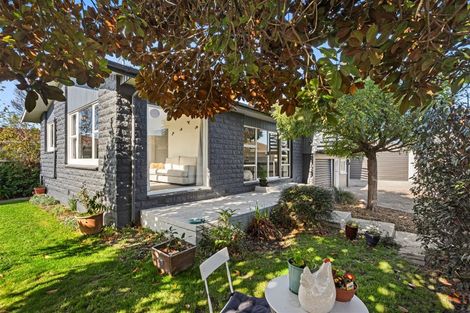 Photo of property in 7 Coates Place, Rangiora, 7400