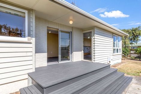 Photo of property in 32 Parsons Avenue, Levin, 5510