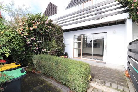 Photo of property in 2/318 Gloucester Street, Christchurch Central, Christchurch, 8011