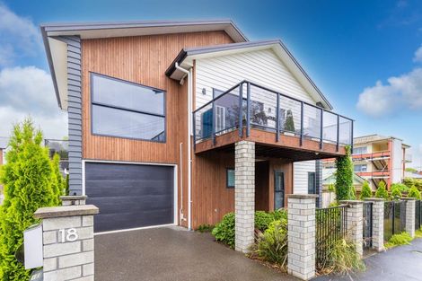 Photo of property in 20u1 Hunter Street, Hamilton Lake, Hamilton, 3204