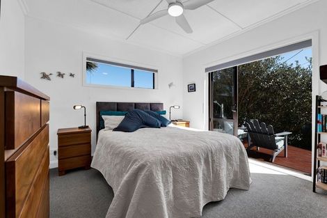 Photo of property in 4 Henui Street, Strandon, New Plymouth, 4312