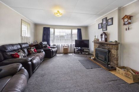 Photo of property in 3-5 Warwick Street, Patea, 4520