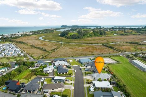 Photo of property in 15 Reel Road, Athenree, Waihi Beach, 3611