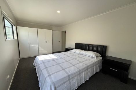 Photo of property in 7 Sunningdale Street, Wattle Downs, Auckland, 2103