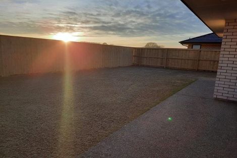 Photo of property in 32 Ellmers Street, Woodend, 7691