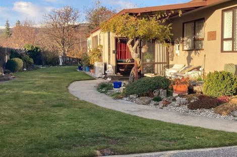 Photo of property in 13 Orchard Place, Cromwell, 9310