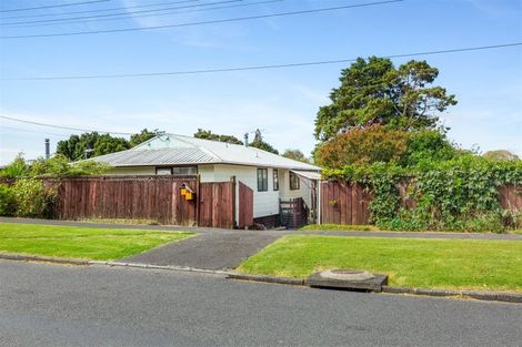 Photo of property in 18 Arney Road, Ranui, Auckland, 0612