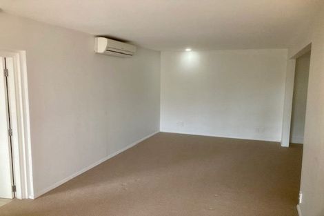 Photo of property in 8b Fiesta Grove, Raumati Beach, Paraparaumu, 5032