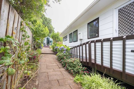 Photo of property in 2/48 Hogans Road, Glenfield, Auckland, 0629