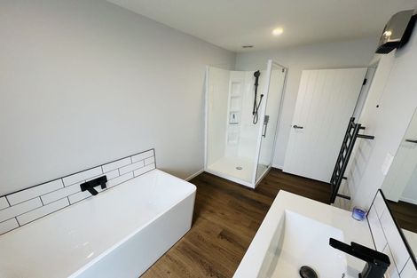 Photo of property in 42b Moeraki Road, Maoribank, Upper Hutt, 5018